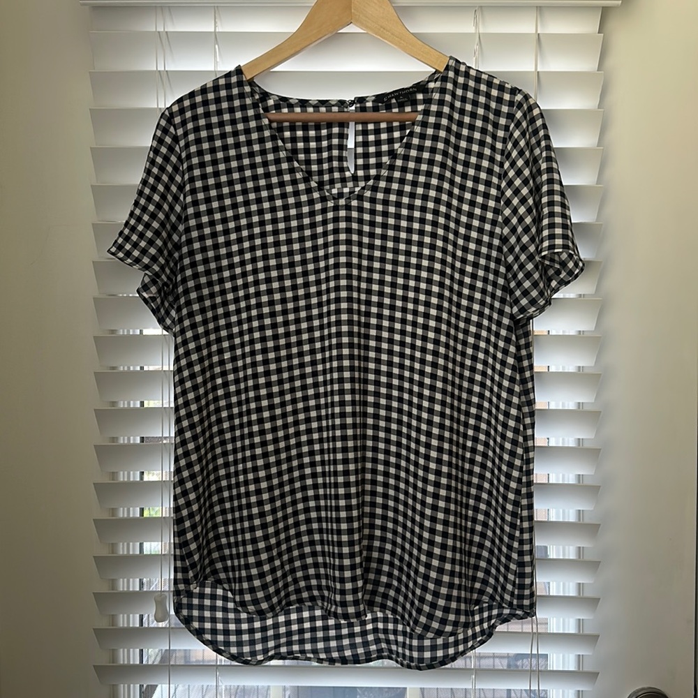 Size L 41 Hawthorn Navy Gingham flowy blouse